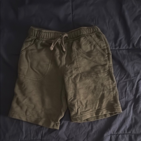 Lot of 8 size 5T boys shorts - Picture 4 of 10